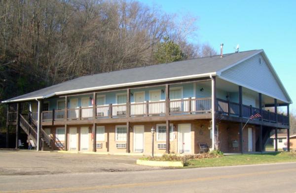 Roscoe Motor Inn Coshocton Main image 1